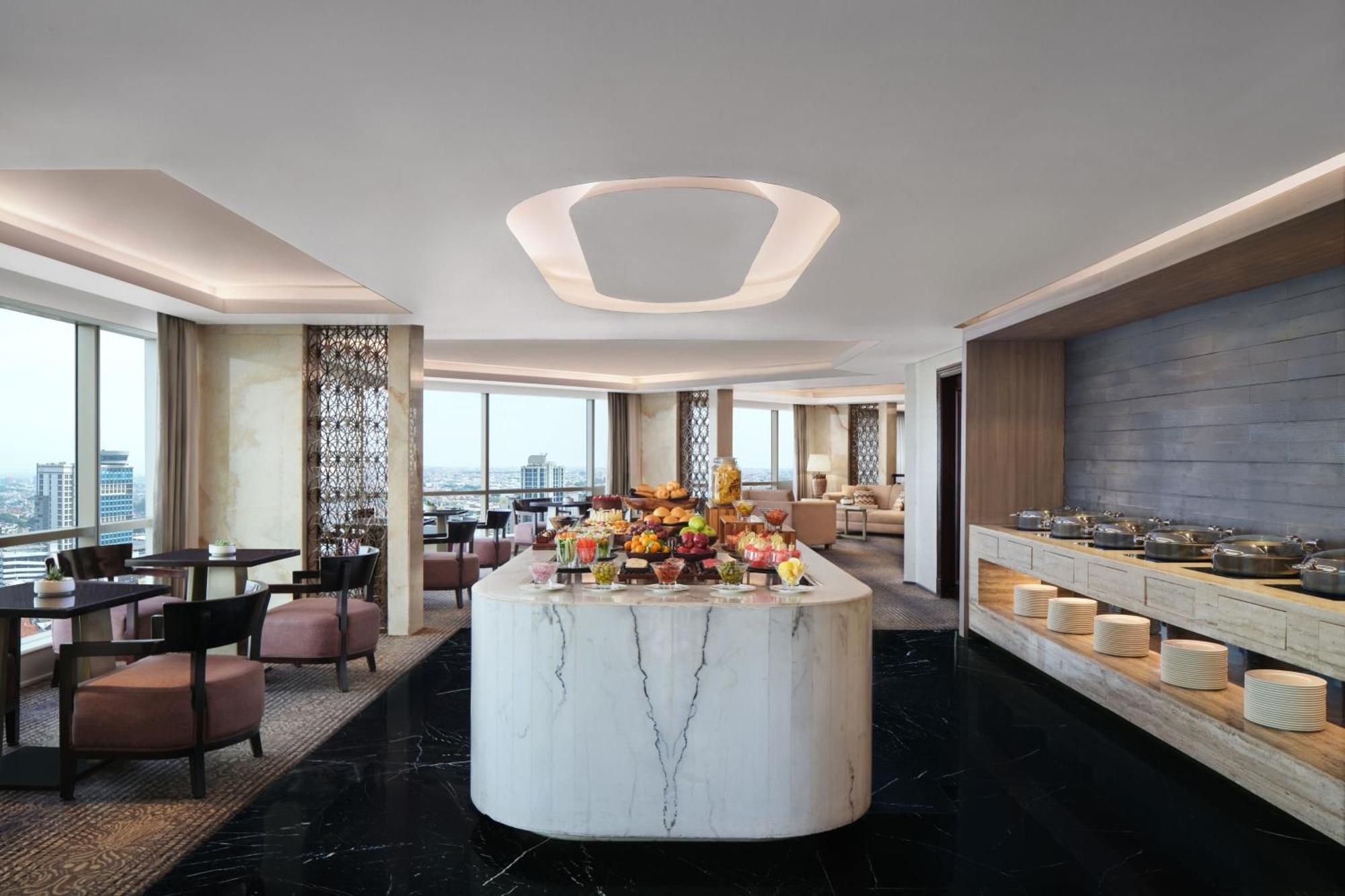 Jw Marriott Hotel Surabaya Exterior foto