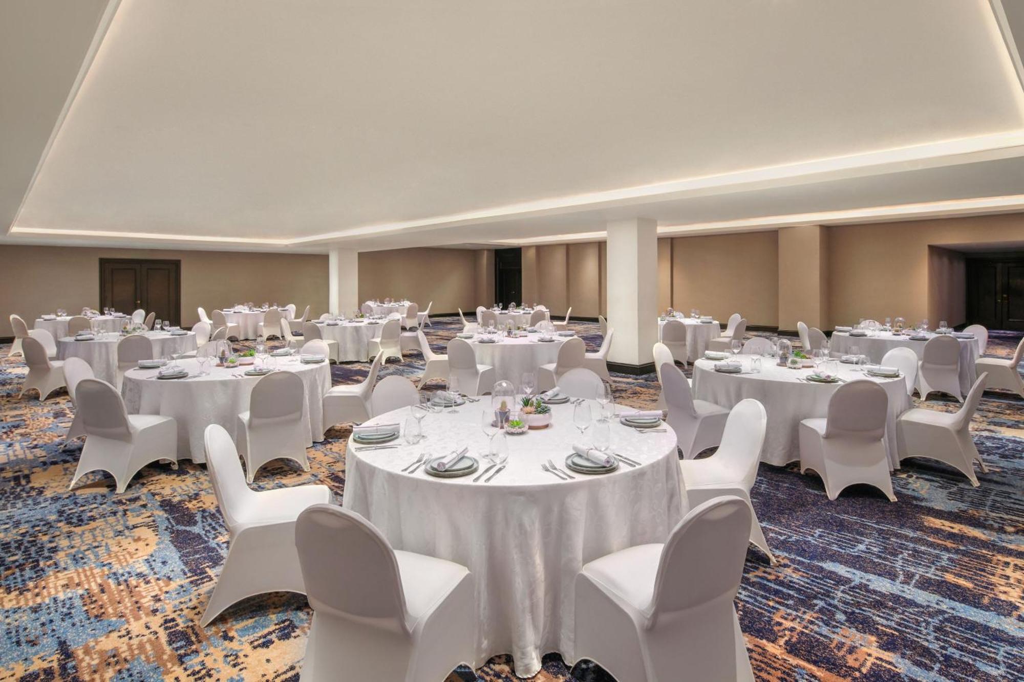 Jw Marriott Hotel Surabaya Exterior foto