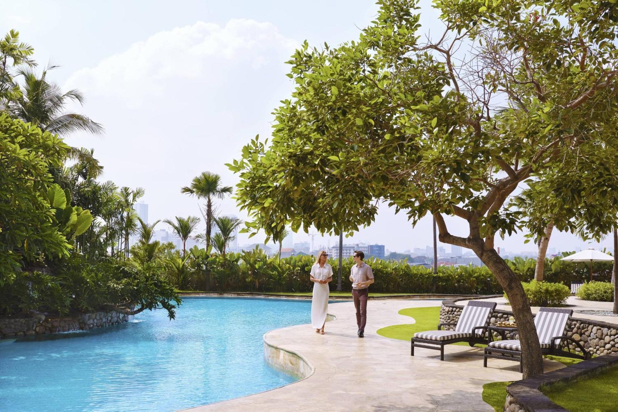 Jw Marriott Hotel Surabaya Exterior foto
