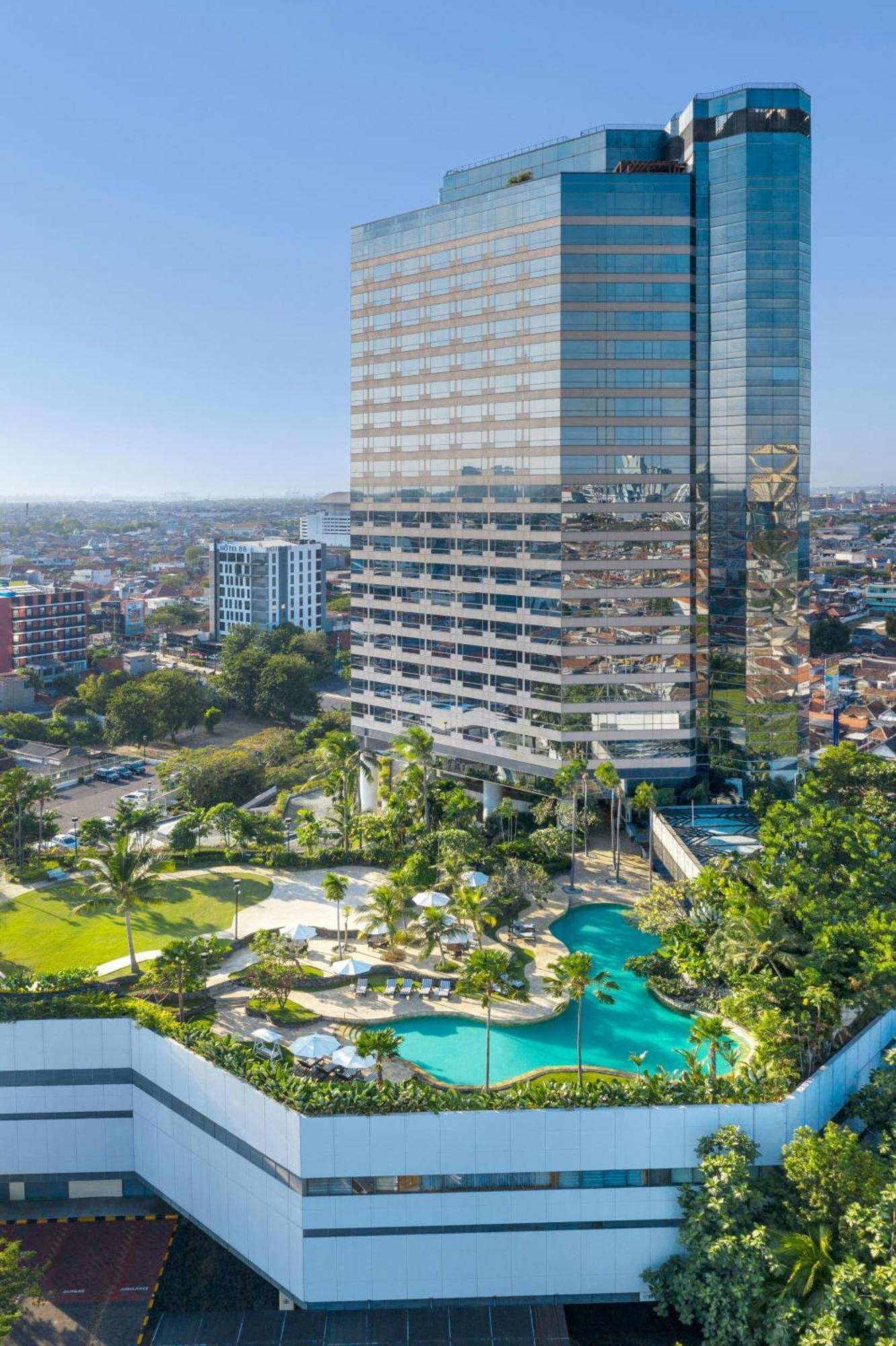 Jw Marriott Hotel Surabaya Exterior foto