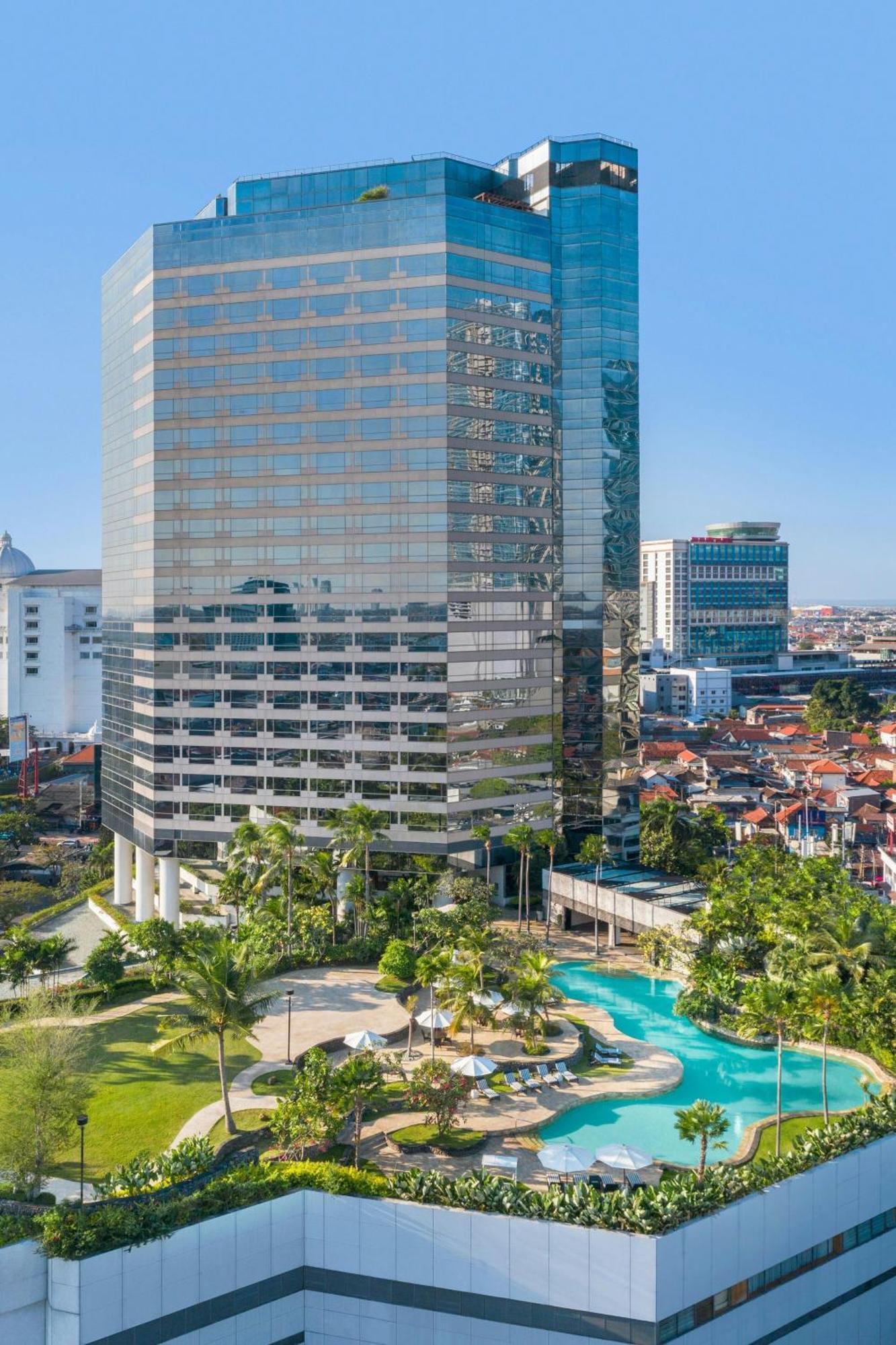 Jw Marriott Hotel Surabaya Exterior foto