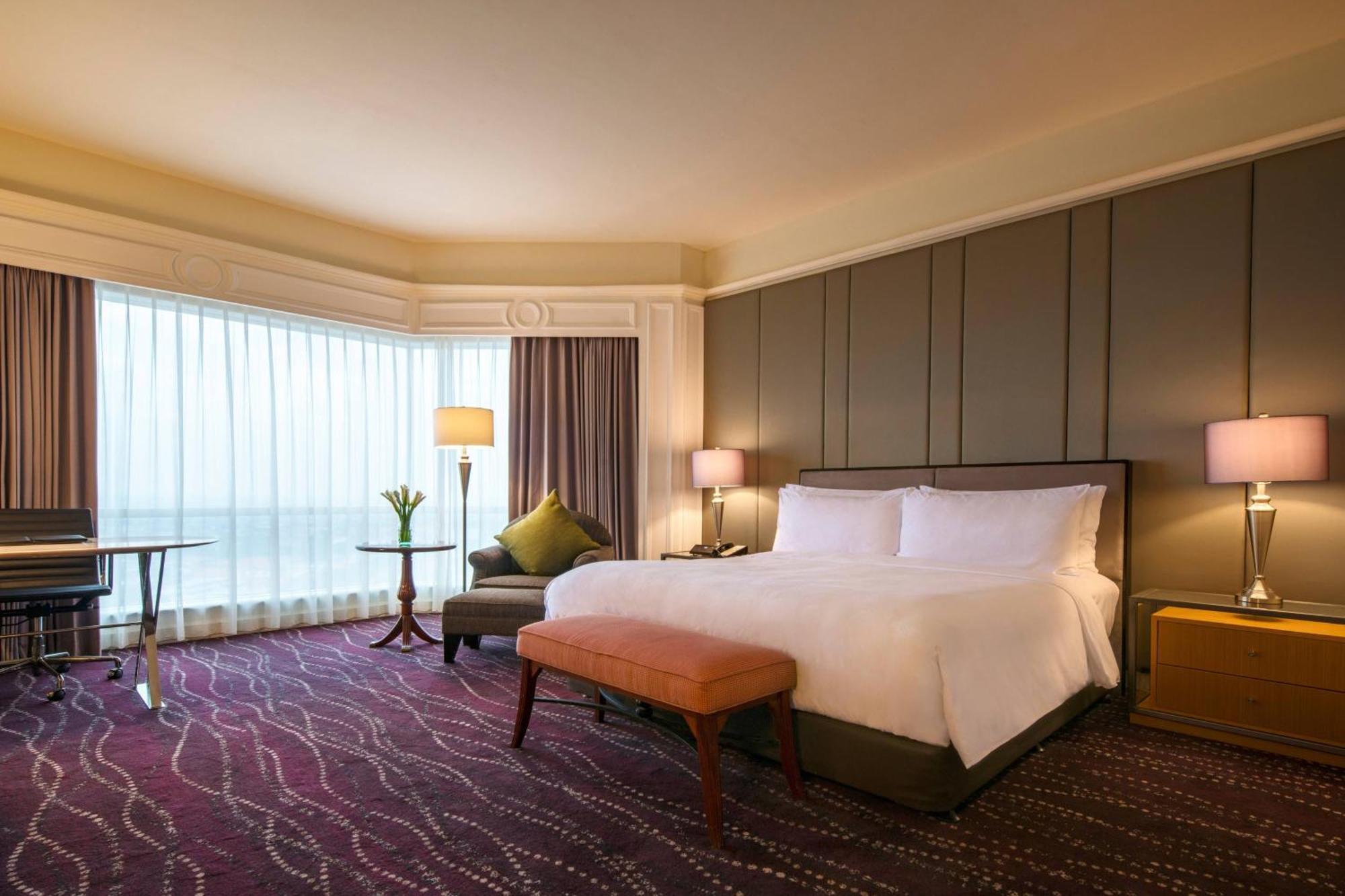 Jw Marriott Hotel Surabaya Exterior foto