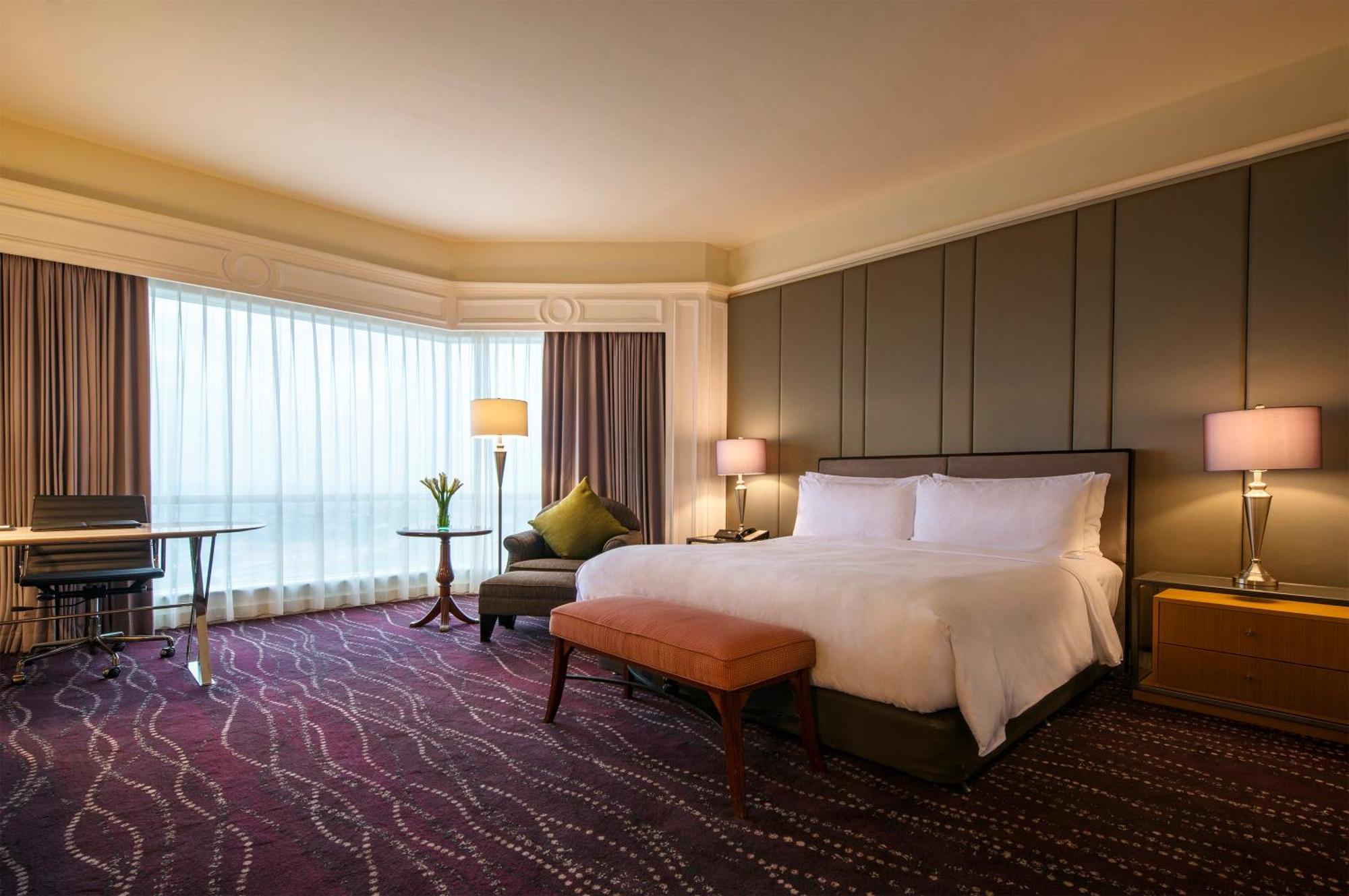Jw Marriott Hotel Surabaya Exterior foto